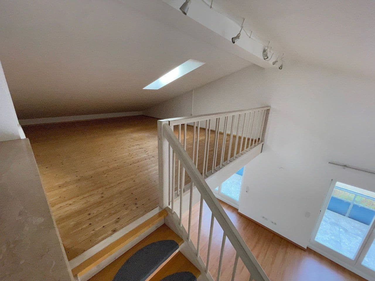 Prenájom bytu 4-izbový 104 m², Hattersheim am Main, Hesensko Prenájom bytu 4-izbový 104 m², Hattersheim am Main, Hesensko