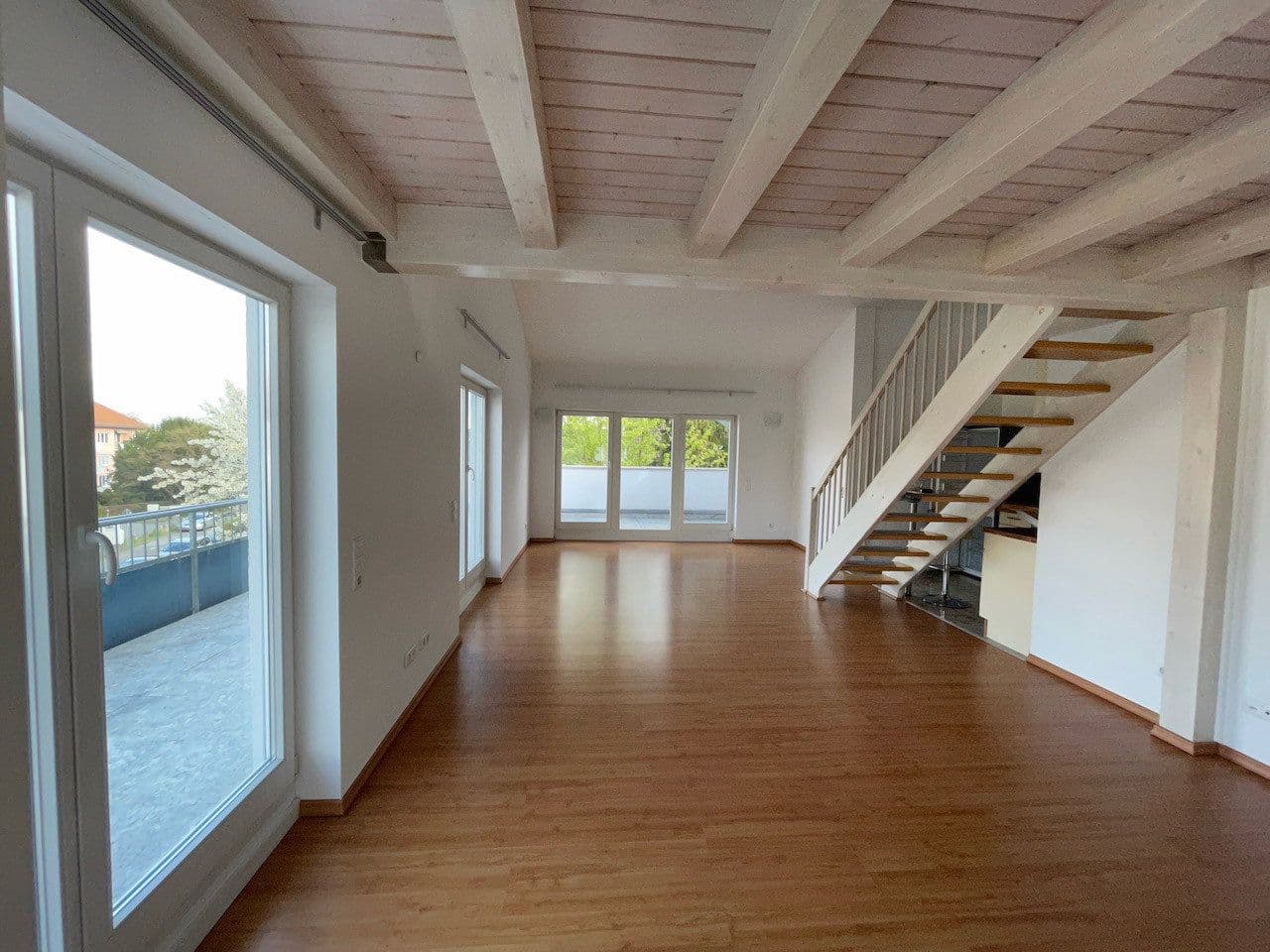 Prenájom bytu 4-izbový 104 m², Hattersheim am Main, Hesensko Prenájom bytu 4-izbový 104 m², Hattersheim am Main, Hesensko