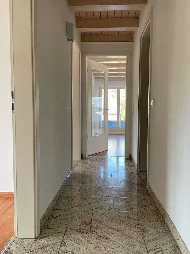 Prenájom bytu 4-izbový 104 m², Hattersheim am Main, Hesensko Prenájom bytu 4-izbový 104 m², Hattersheim am Main, Hesensko