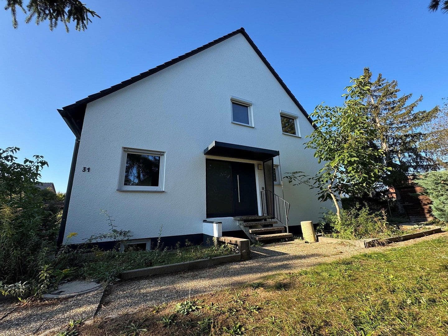 Predaj domu 167 m², pozemok 694 m², Königsberger Strasse 31, Baiersdorf, Bavorsko Predaj domu 167 m², pozemok 694 m², Königsberger Strasse 31, Baiersdorf, Bavorsko
