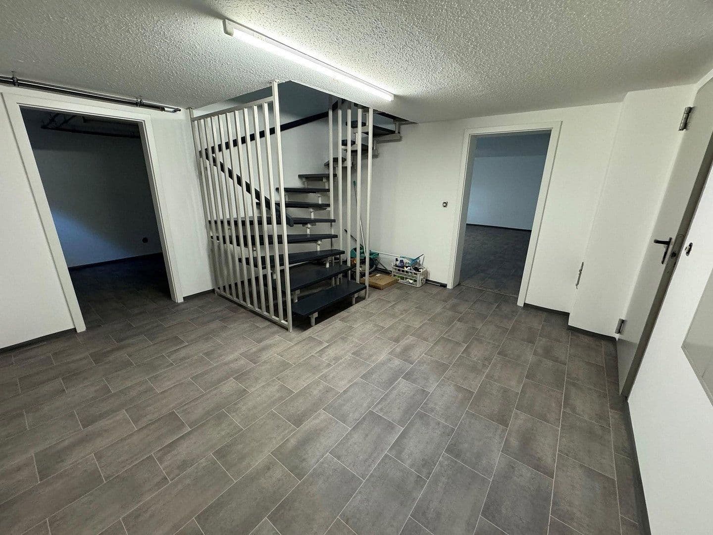 Predaj domu 167 m², pozemok 694 m², Königsberger Strasse 31, Baiersdorf, Bavorsko Predaj domu 167 m², pozemok 694 m², Königsberger Strasse 31, Baiersdorf, Bavorsko