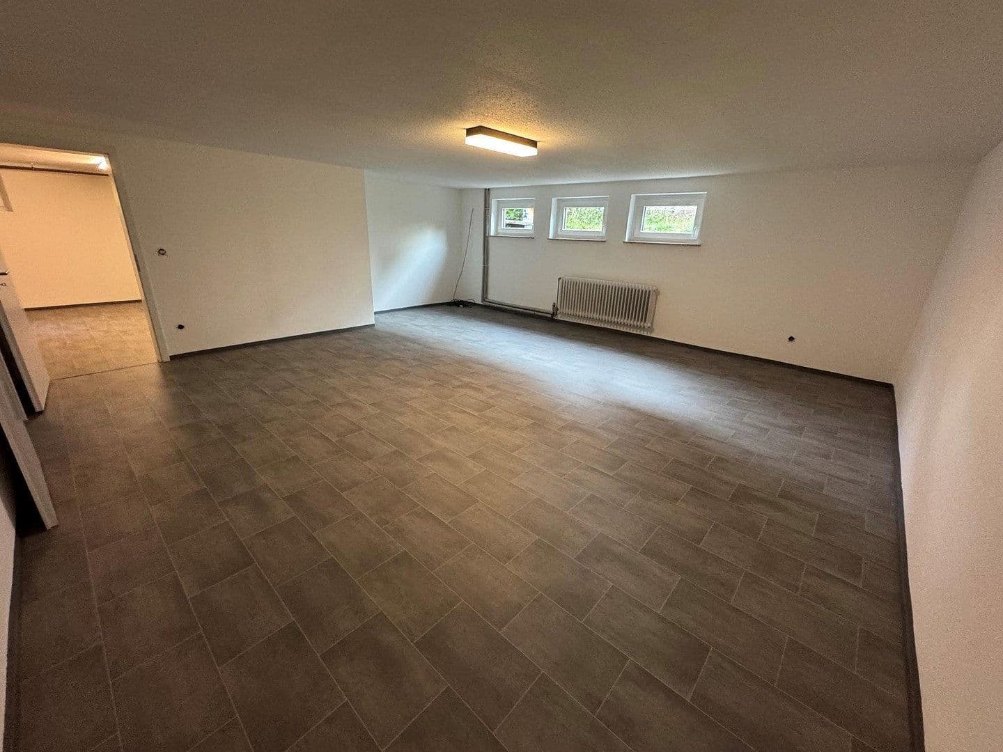 Predaj domu 167 m², pozemok 694 m², Königsberger Strasse 31, Baiersdorf, Bavorsko Predaj domu 167 m², pozemok 694 m², Königsberger Strasse 31, Baiersdorf, Bavorsko