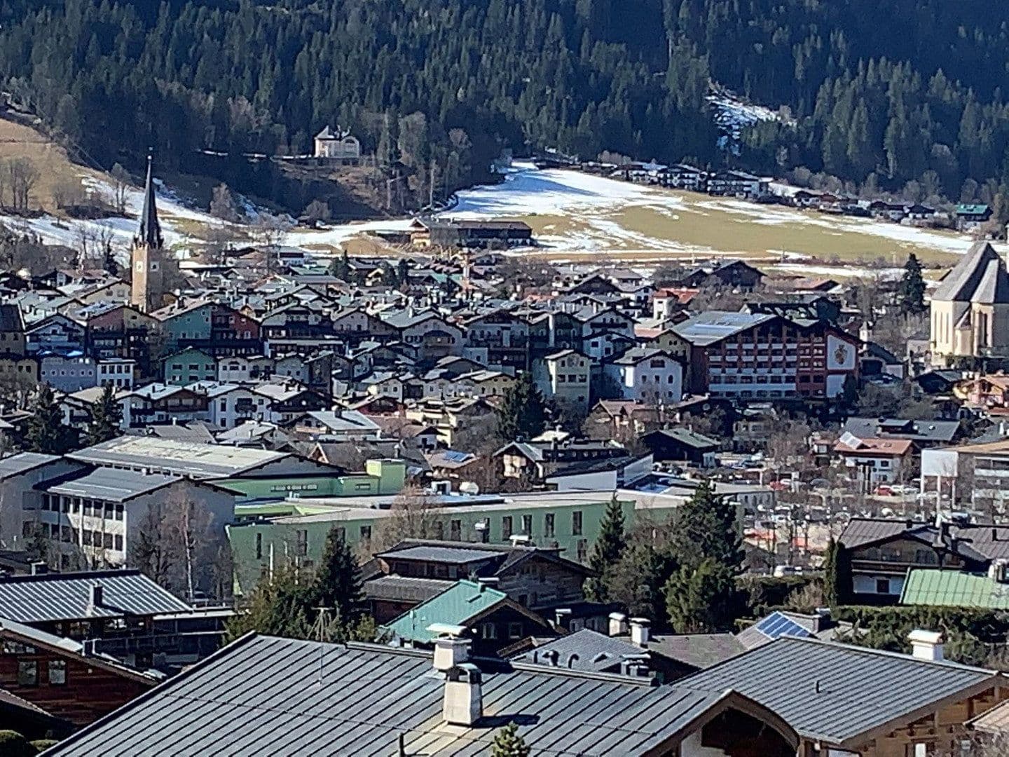 Predaj domu 430 m², pozemok 1.000 m², Kitzbühel, Tirolsko Predaj domu 430 m², pozemok 1.000 m², Kitzbühel, Tirolsko