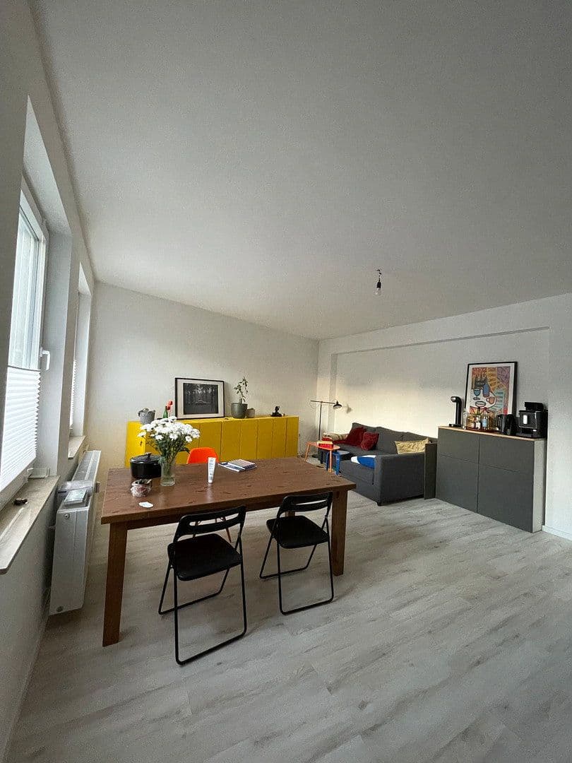 Prenájom bytu 4-izbový 105 m², Hohe Straße 16, Dortmund, Severné Porýnie - Westfálsko Prenájom bytu 4-izbový 105 m², Hohe Straße 16, Dortmund, Severné Porýnie - Westfálsko