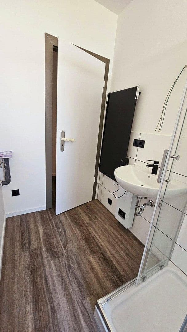 Prenájom bytu 2-izbový 50 m², Tilsiter Straße 3, Heiligenhaus, Severné Porýnie - Westfálsko Prenájom bytu 2-izbový 50 m², Tilsiter Straße 3, Heiligenhaus, Severné Porýnie - Westfálsko