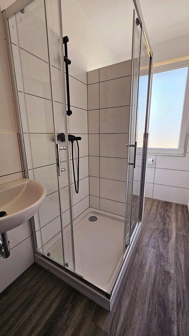 Prenájom bytu 2-izbový 50 m², Tilsiter Straße 3, Heiligenhaus, Severné Porýnie - Westfálsko Prenájom bytu 2-izbový 50 m², Tilsiter Straße 3, Heiligenhaus, Severné Porýnie - Westfálsko