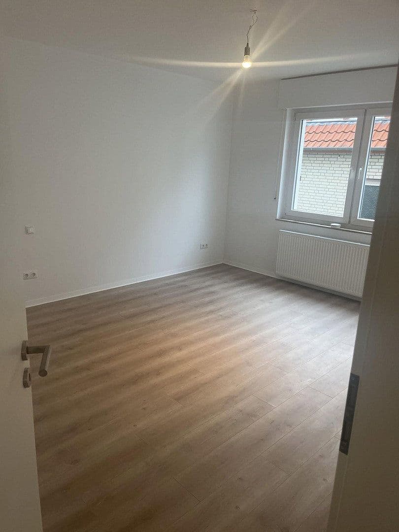 Prenájom bytu 3-izbový 76 m², Brunnenweg 8, Osnabrück, Dolné Sasko Prenájom bytu 3-izbový 76 m², Brunnenweg 8, Osnabrück, Dolné Sasko