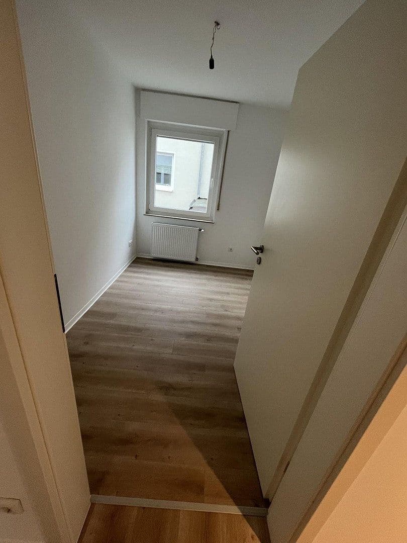 Prenájom bytu 3-izbový 76 m², Brunnenweg 8, Osnabrück, Dolné Sasko Prenájom bytu 3-izbový 76 m², Brunnenweg 8, Osnabrück, Dolné Sasko