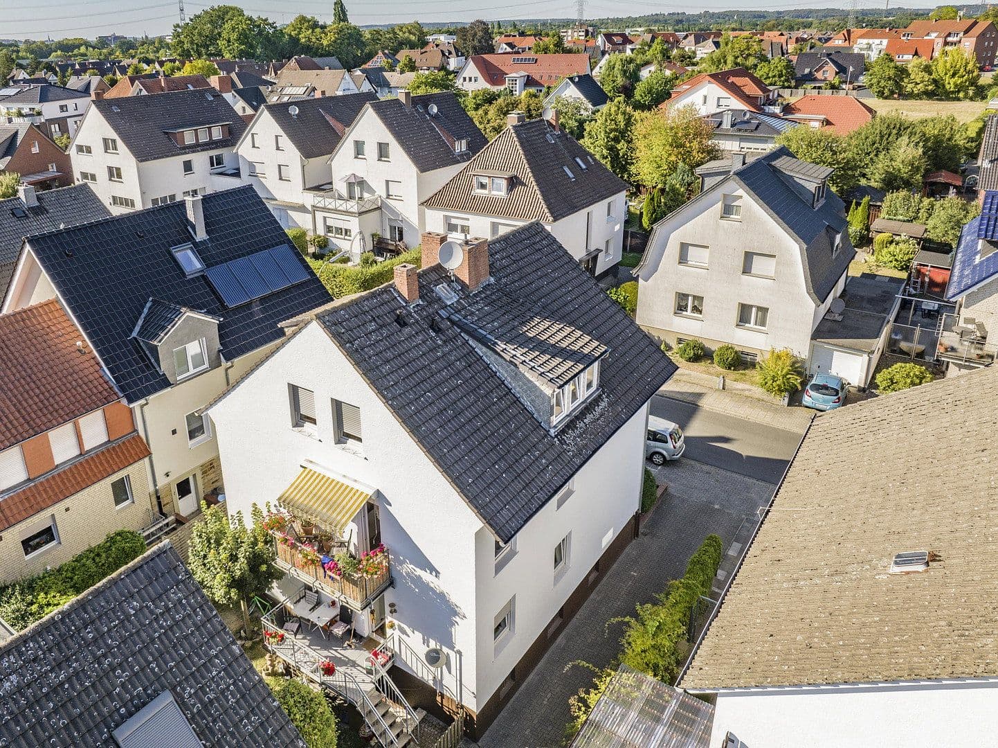 Prenájom bytu 3-izbový 76 m², Brunnenweg 8, Osnabrück, Dolné Sasko Prenájom bytu 3-izbový 76 m², Brunnenweg 8, Osnabrück, Dolné Sasko