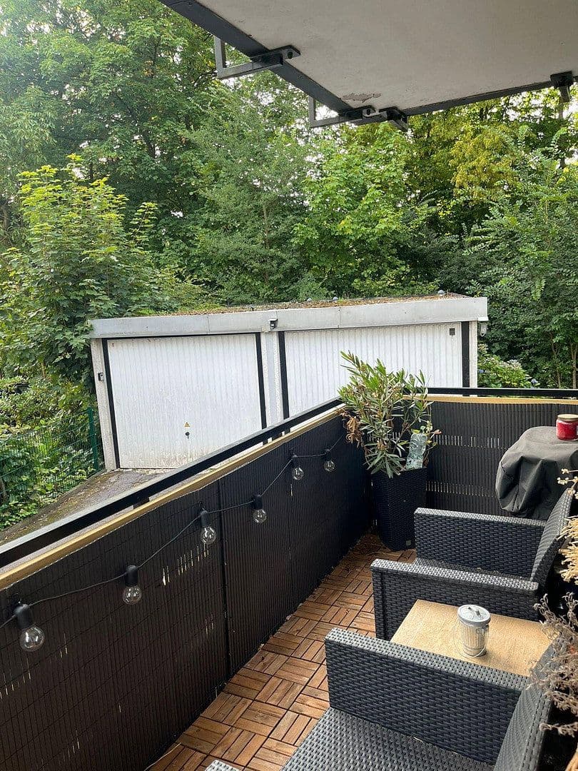 Prenájom bytu 1-izbový 40 m², Wuppertal, Severné Porýnie - Westfálsko Prenájom bytu 1-izbový 40 m², Wuppertal, Severné Porýnie - Westfálsko