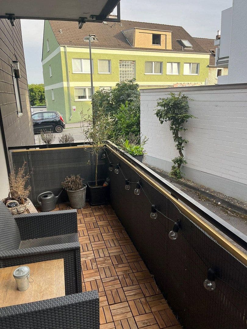 Prenájom bytu 1-izbový 40 m², Wuppertal, Severné Porýnie - Westfálsko Prenájom bytu 1-izbový 40 m², Wuppertal, Severné Porýnie - Westfálsko