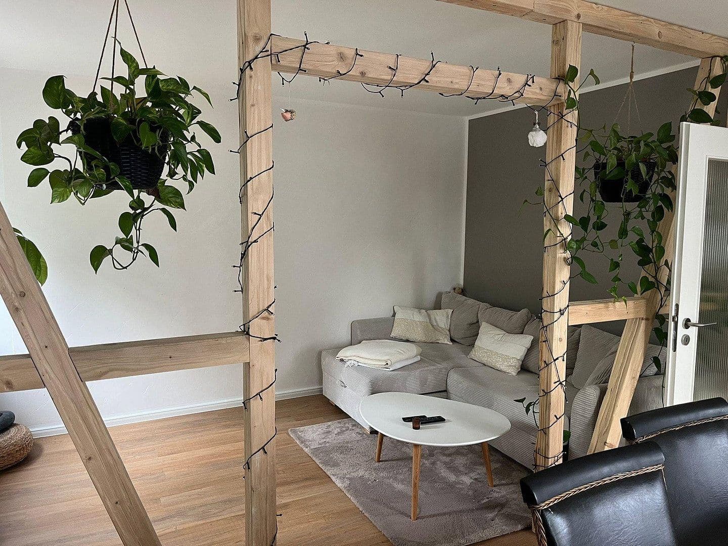 Prenájom bytu 1-izbový 40 m², Wuppertal, Severné Porýnie - Westfálsko Prenájom bytu 1-izbový 40 m², Wuppertal, Severné Porýnie - Westfálsko
