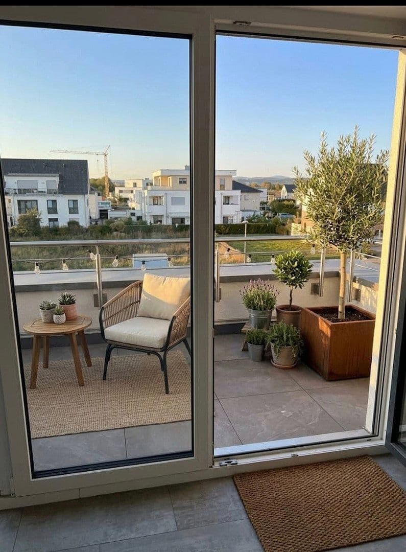 Prenájom domu 158 m², pozemok 390 m², Pfarrer Olbert Allee 3 B, Hochheim, Hesensko Prenájom domu 158 m², pozemok 390 m², Pfarrer Olbert Allee 3 B, Hochheim, Hesensko