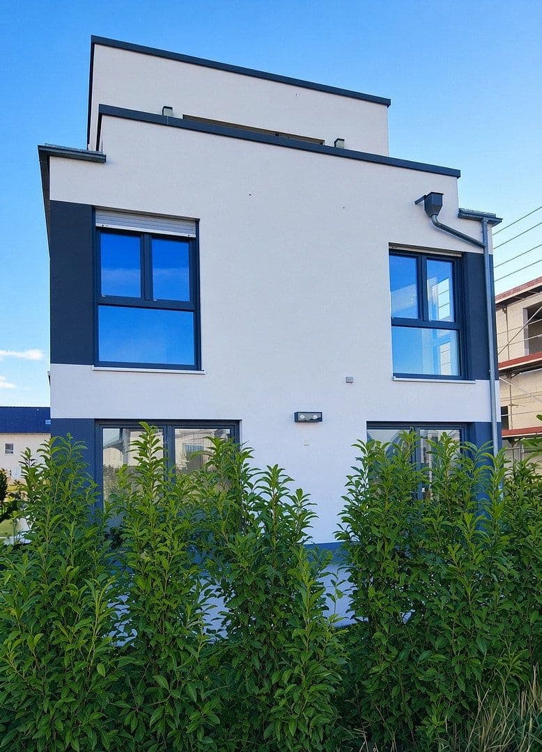 Prenájom domu 158 m², pozemok 390 m², Pfarrer Olbert Allee 3 B, Hochheim, Hesensko Prenájom domu 158 m², pozemok 390 m², Pfarrer Olbert Allee 3 B, Hochheim, Hesensko