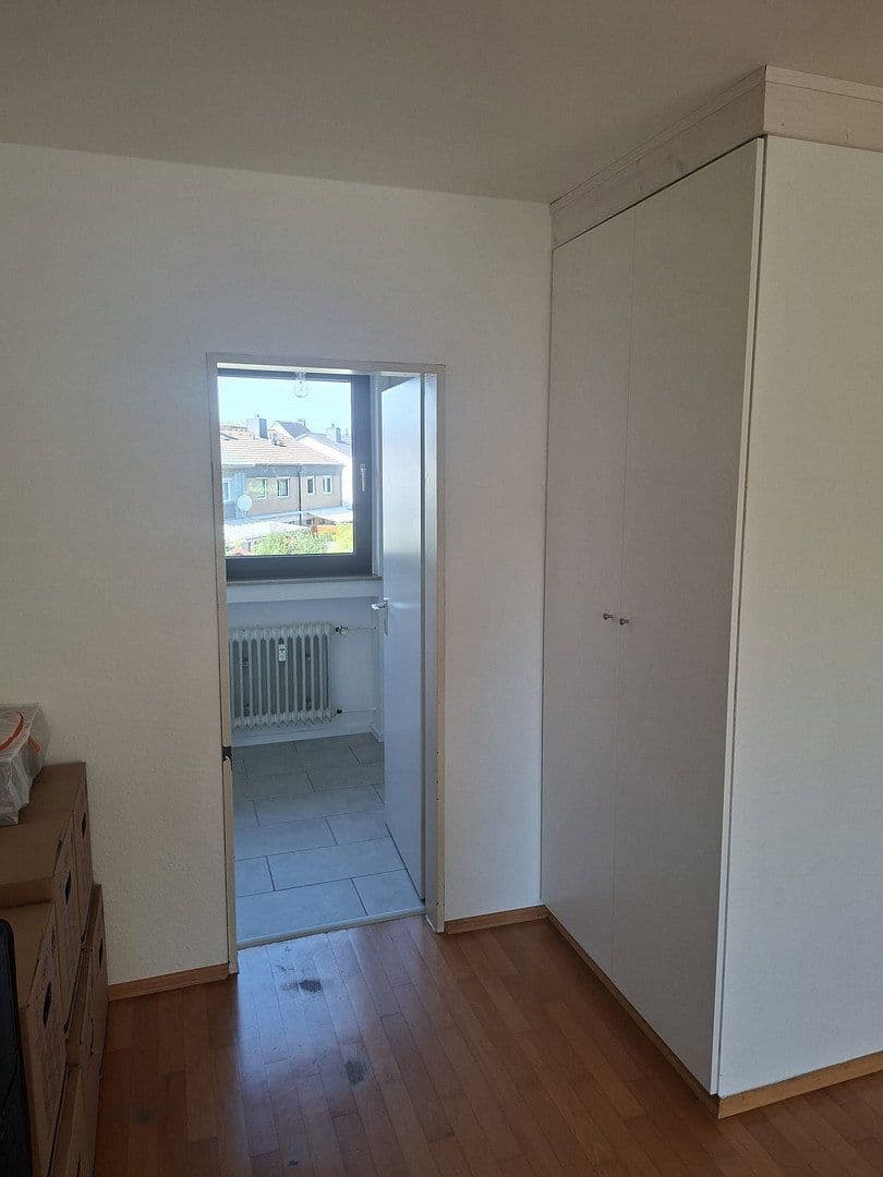 Prenájom bytu 1-izbový 37 m², Winkelsweg 4, Langenfeld (Rheinland), Severné Porýnie - Westfálsko Prenájom bytu 1-izbový 37 m², Winkelsweg 4, Langenfeld (Rheinland), Severné Porýnie - Westfálsko