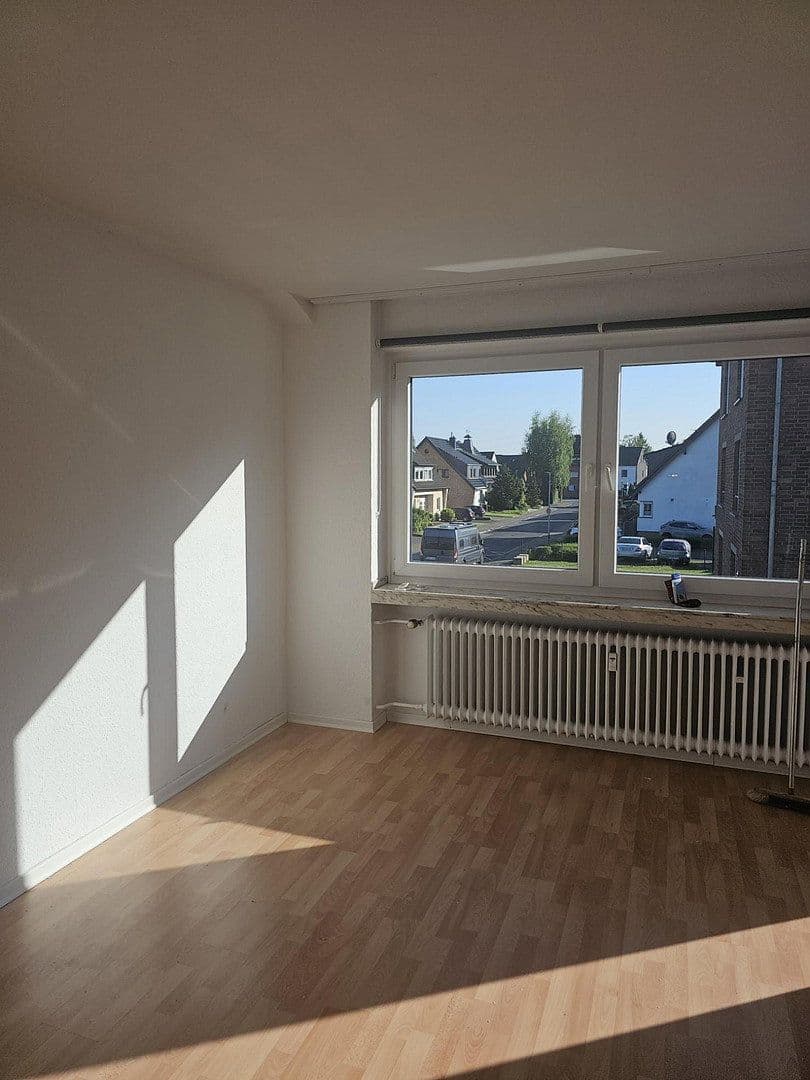Prenájom bytu 2-izbový 68 m², Dormagen, Severné Porýnie - Westfálsko Prenájom bytu 2-izbový 68 m², Dormagen, Severné Porýnie - Westfálsko
