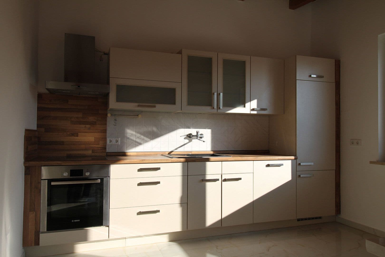 Predaj bytu 3-izbový 72 m², Jahn Strasse 10, Ergoldsbach, Bavorsko Predaj bytu 3-izbový 72 m², Jahn Strasse 10, Ergoldsbach, Bavorsko