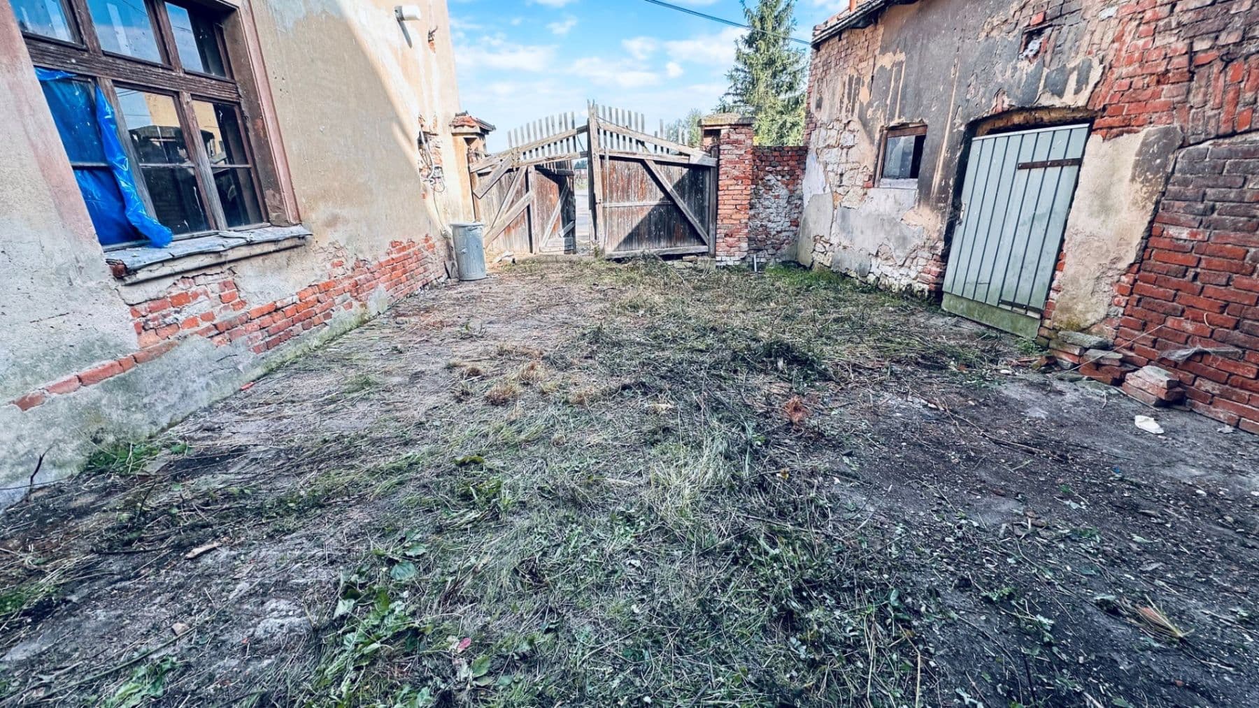 Predaj domu 440 m², pozemok 604 m², Zálužice, Ústecký kraj Predaj domu 440 m², pozemok 604 m², Zálužice, Ústecký kraj