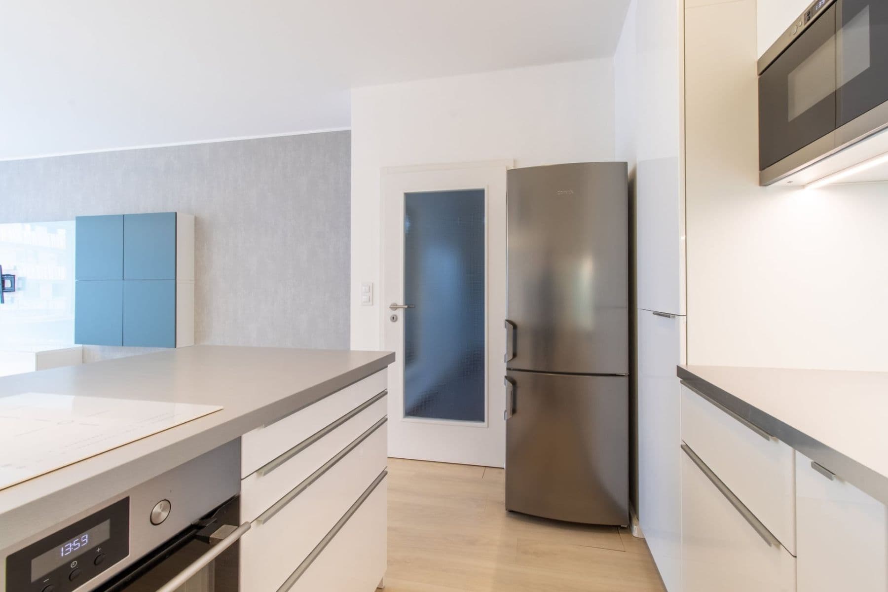Prenájom bytu 3-izbový 99 m², Zvěřinova, Praha, Praha Prenájom bytu 3-izbový 99 m², Zvěřinova, Praha, Praha