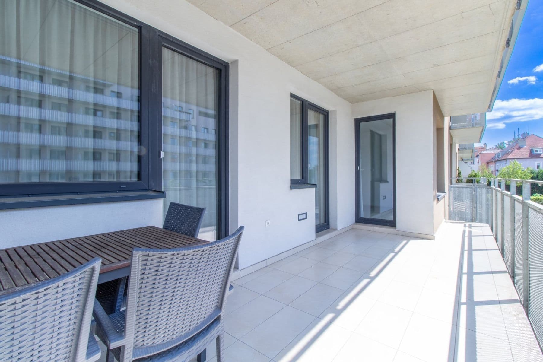 Prenájom bytu 3-izbový 99 m², Zvěřinova, Praha, Praha Prenájom bytu 3-izbový 99 m², Zvěřinova, Praha, Praha