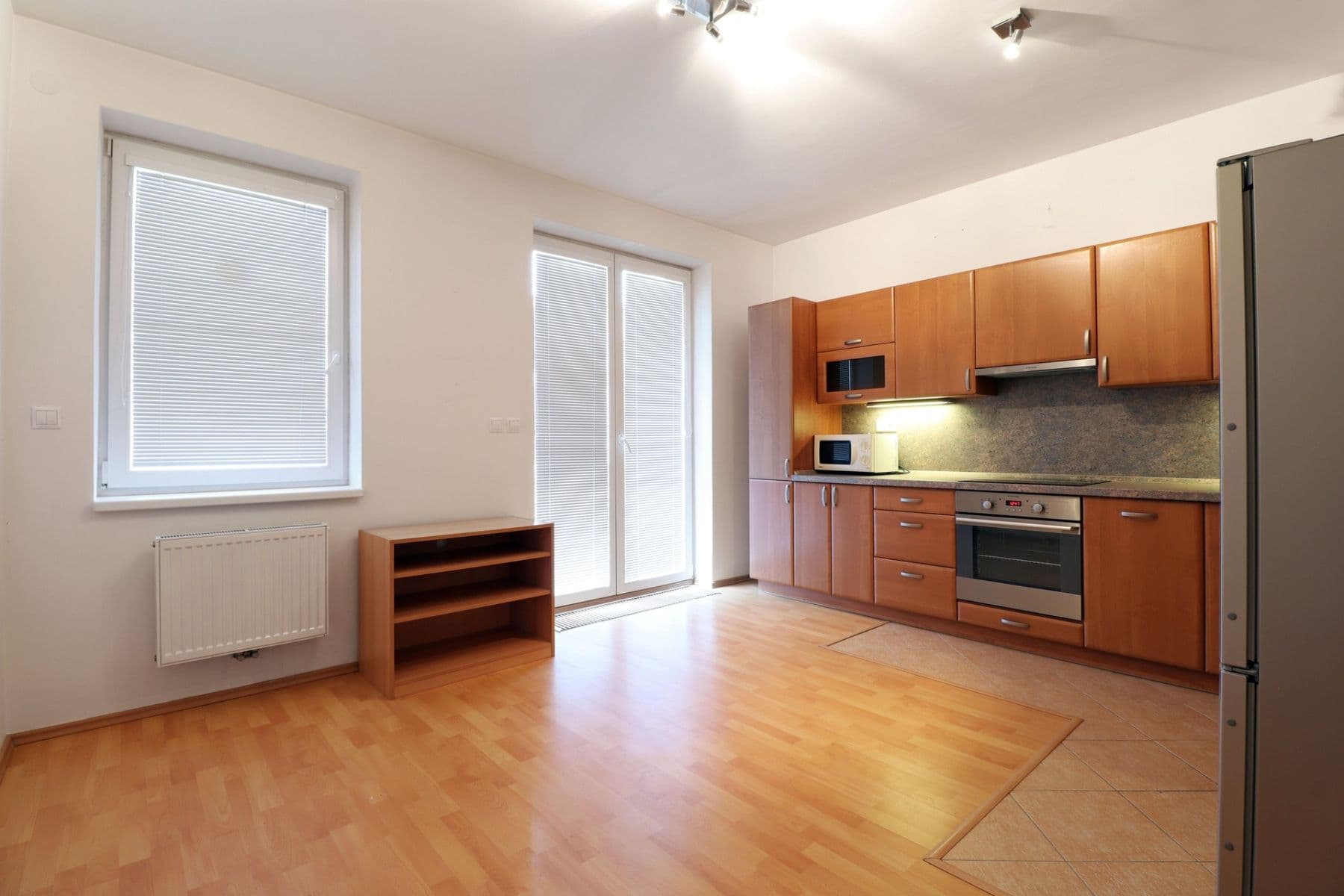 Prenájom bytu 2-izbový 42 m², Meteorologická, Praha, Praha Prenájom bytu 2-izbový 42 m², Meteorologická, Praha, Praha