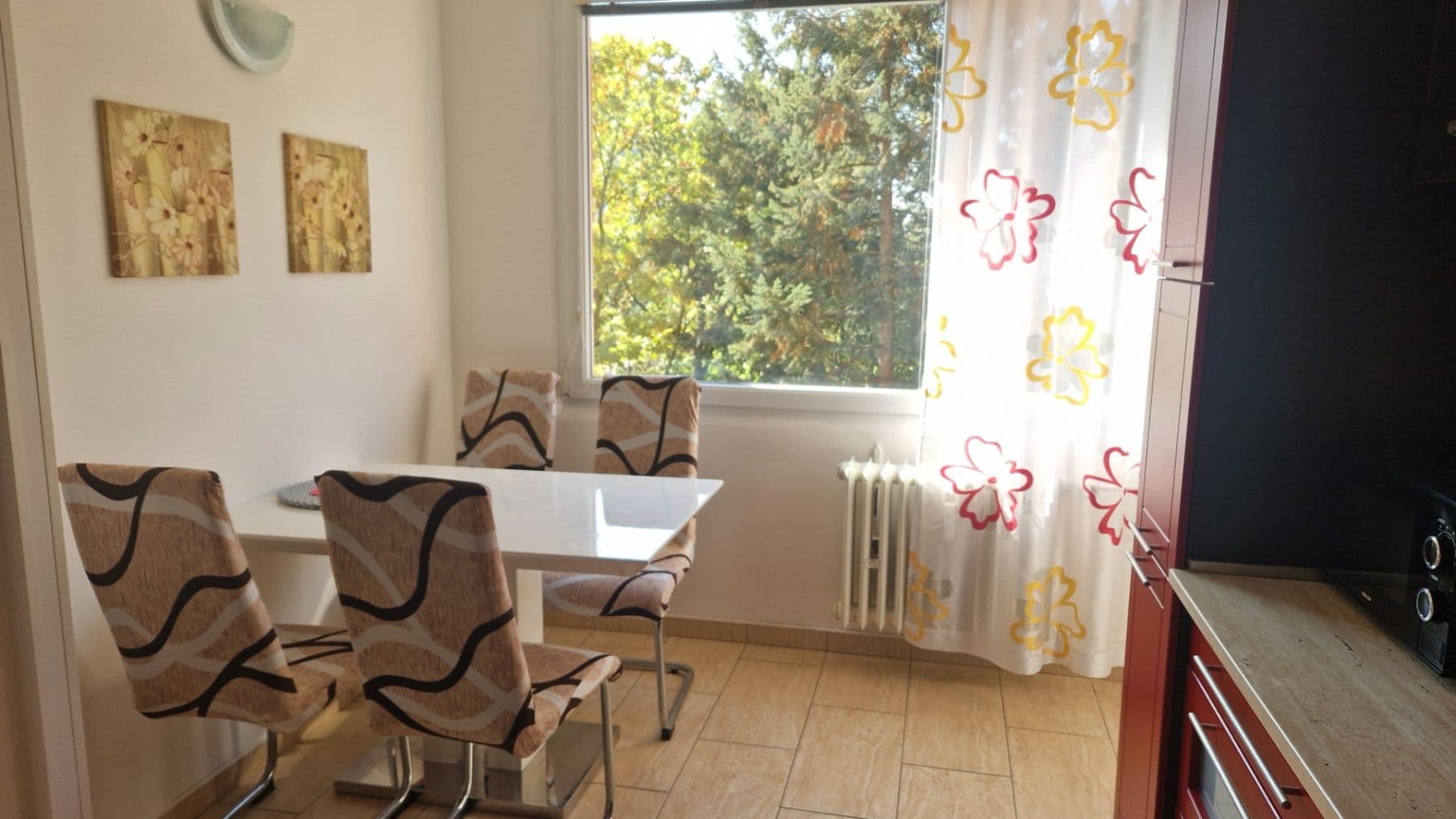 Prenájom bytu 2-izbový 60 m², Famfulíkova, Praha, Praha Prenájom bytu 2-izbový 60 m², Famfulíkova, Praha, Praha