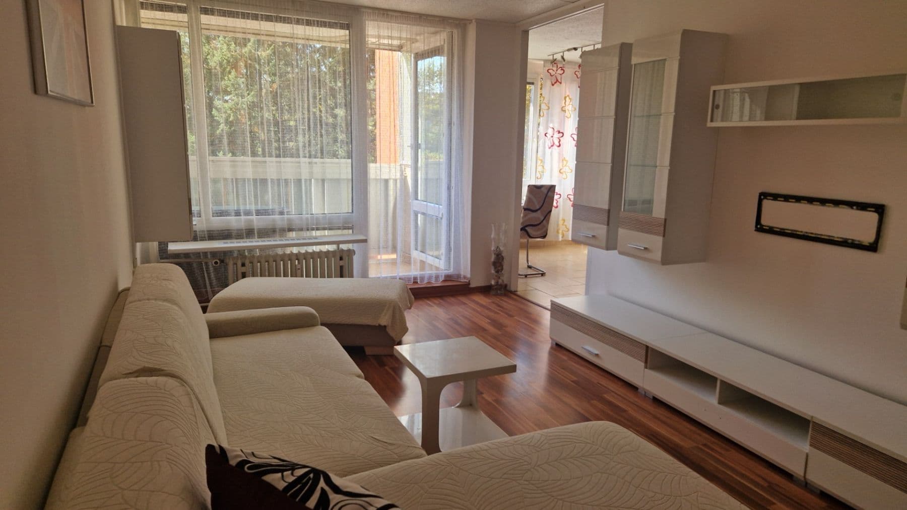 Prenájom bytu 2-izbový 60 m², Famfulíkova, Praha, Praha Prenájom bytu 2-izbový 60 m², Famfulíkova, Praha, Praha