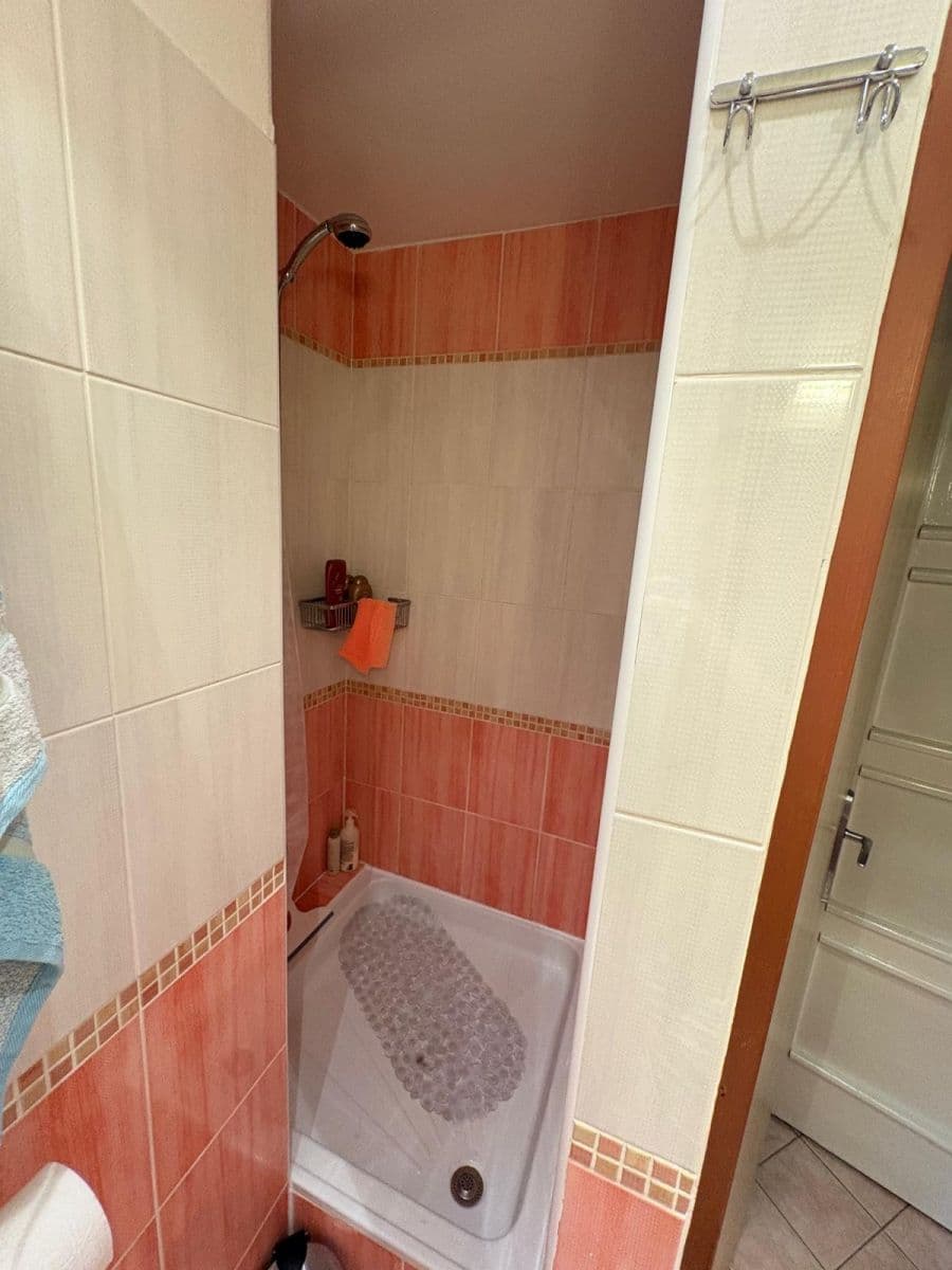 Prenájom bytu 1-izbový 25 m², Poupětova, Praha, Praha Prenájom bytu 1-izbový 25 m², Poupětova, Praha, Praha
