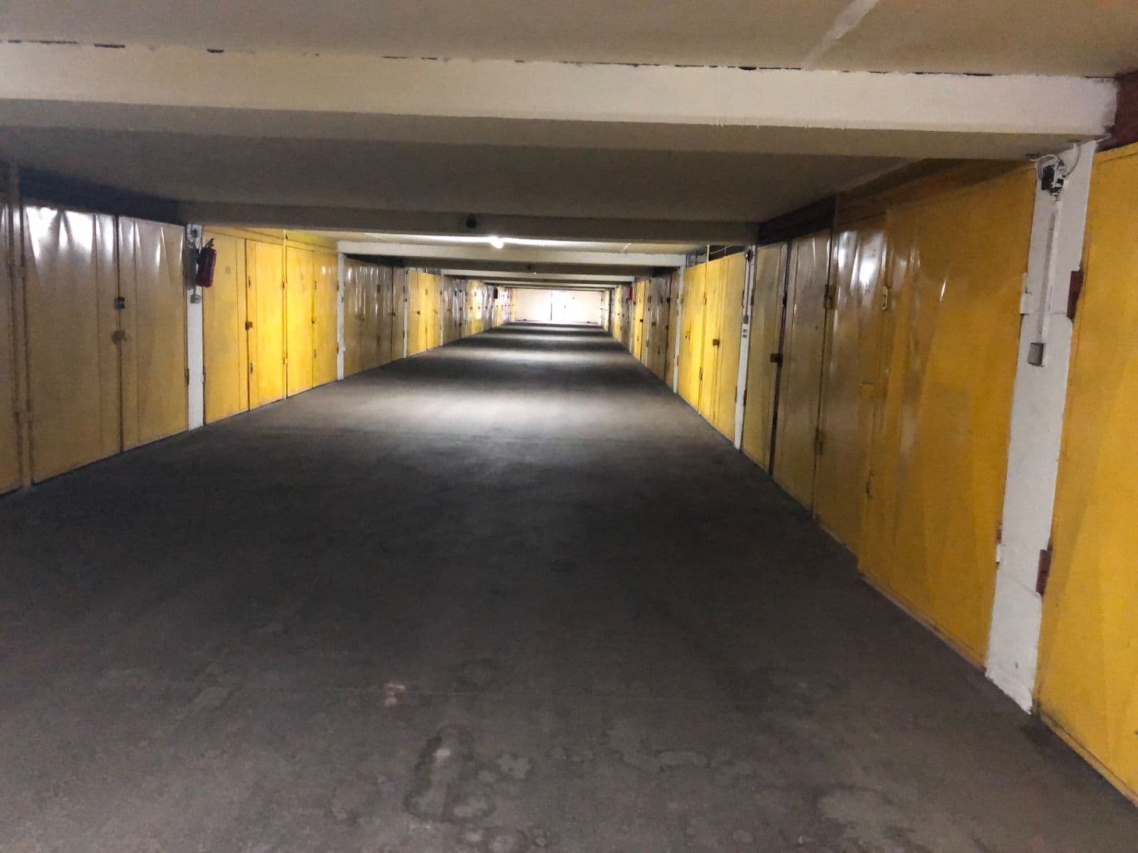 Prenájom garáže 17 m², Davídkova, Praha, Praha Prenájom garáže 17 m², Davídkova, Praha, Praha