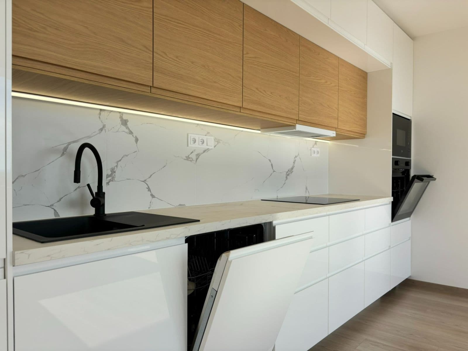 Predaj bytu 4-izbový 68 m², Litvínovská, Praha, Praha Predaj bytu 4-izbový 68 m², Litvínovská, Praha, Praha