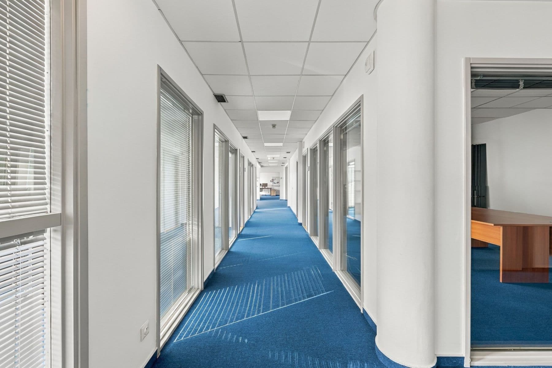 Prenájom kancelárie 1.120 m², Krakovská, Praha, Praha Prenájom kancelárie 1.120 m², Krakovská, Praha, Praha