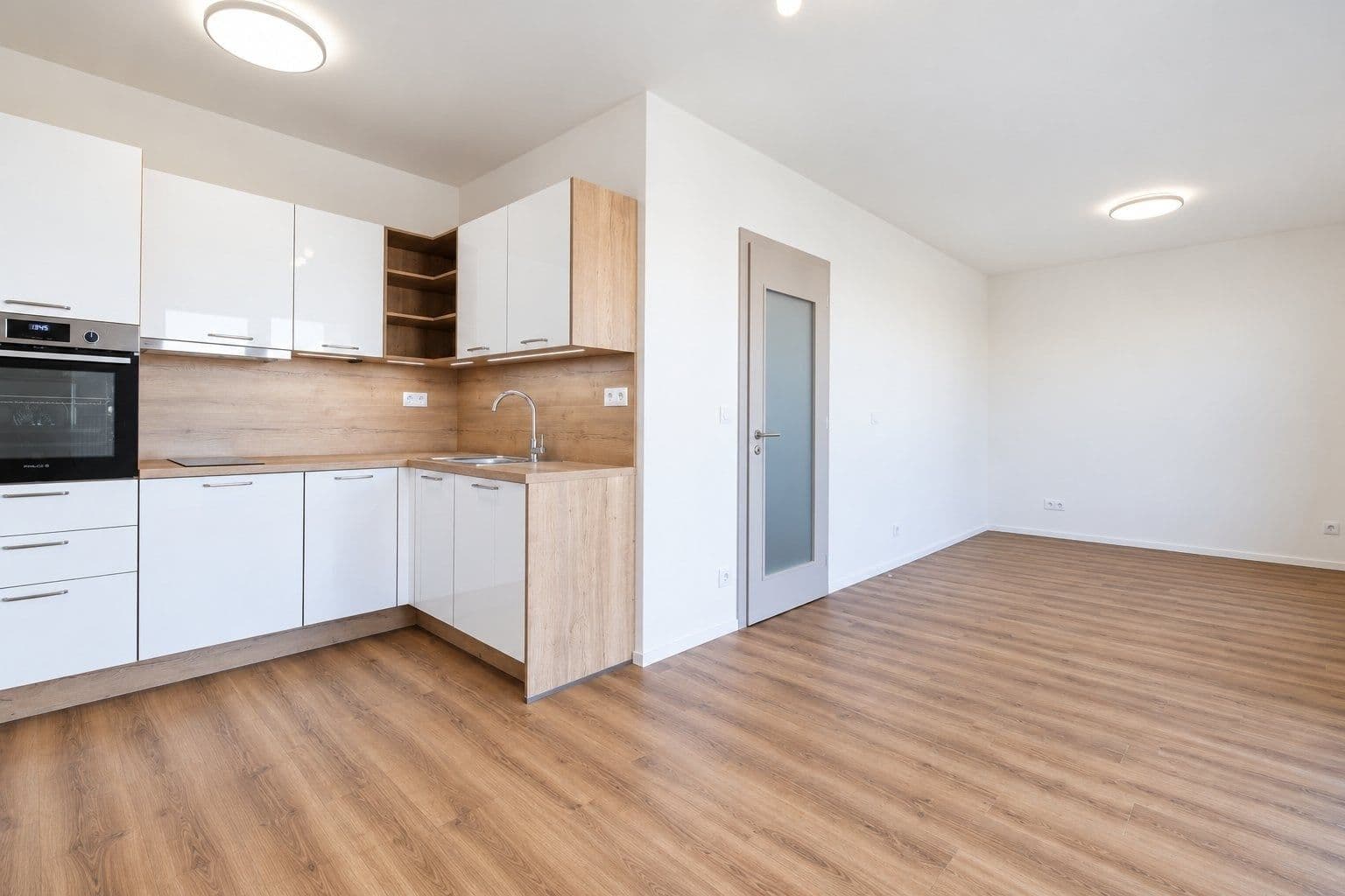 Prenájom bytu 1-izbový 31 m², Arnošta Valenty, Praha, Praha Prenájom bytu 1-izbový 31 m², Arnošta Valenty, Praha, Praha