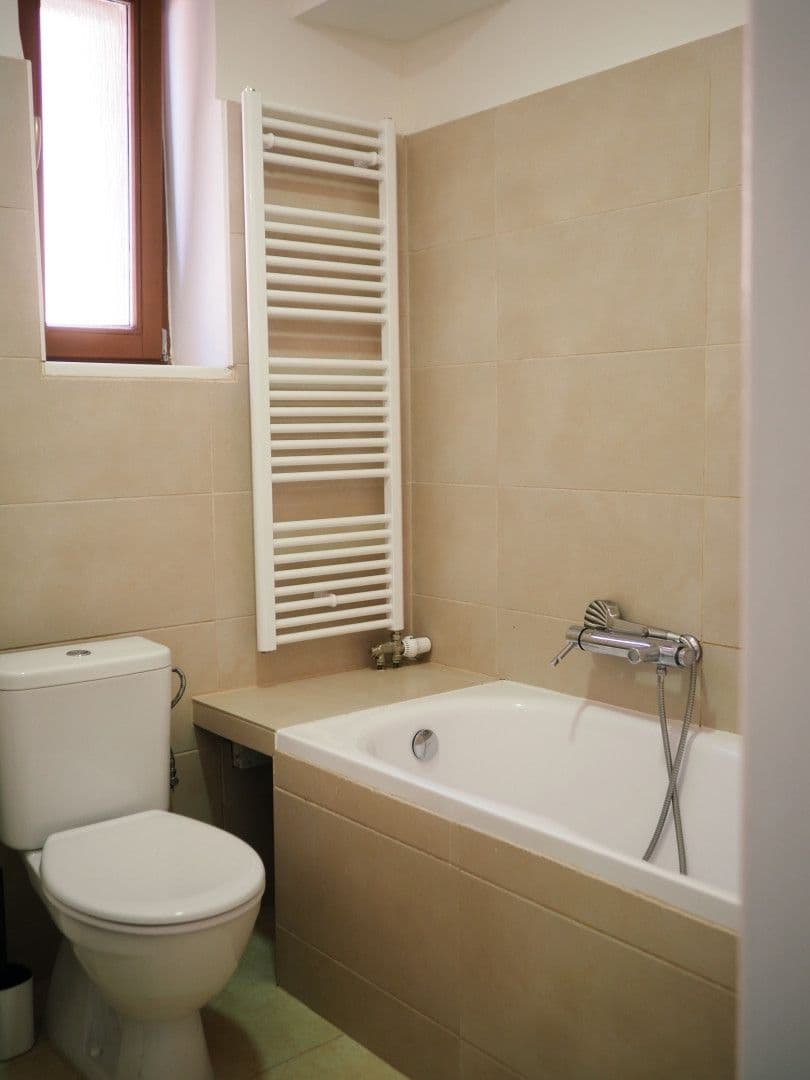 Prenájom bytu 2-izbový 40 m², Královická, Praha, Praha Prenájom bytu 2-izbový 40 m², Královická, Praha, Praha