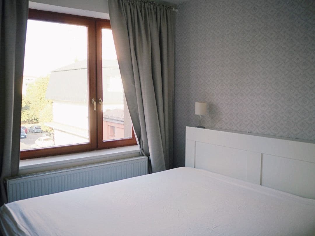 Prenájom bytu 2-izbový 40 m², Královická, Praha, Praha Prenájom bytu 2-izbový 40 m², Královická, Praha, Praha