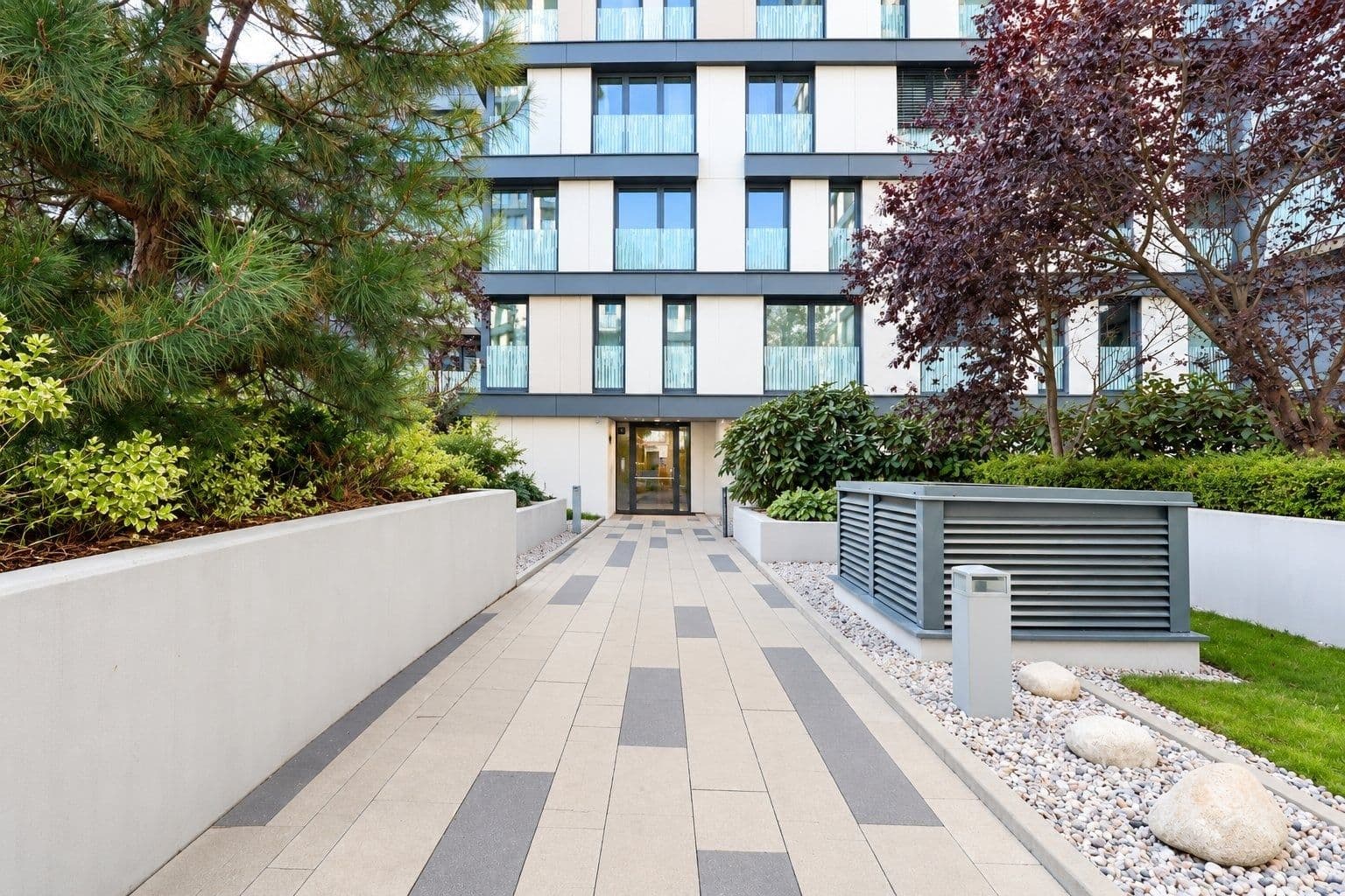 Prenájom bytu 1-izbový 48 m², Olšanská, Praha, Praha Prenájom bytu 1-izbový 48 m², Olšanská, Praha, Praha