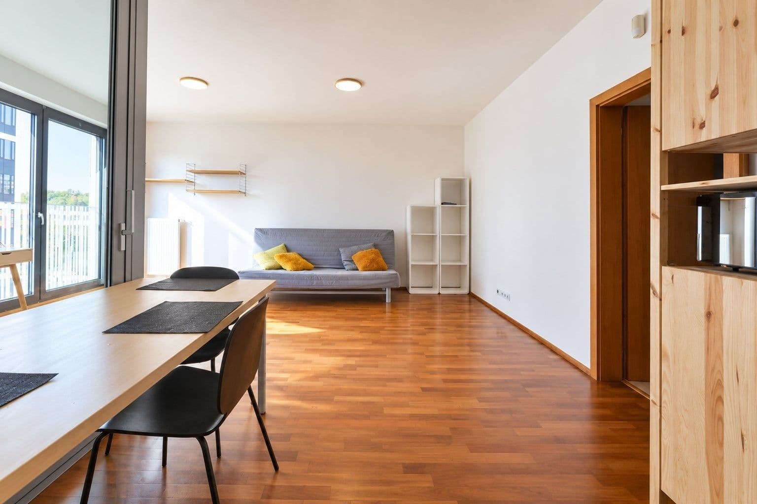 Prenájom bytu 1-izbový 48 m², Olšanská, Praha, Praha Prenájom bytu 1-izbový 48 m², Olšanská, Praha, Praha