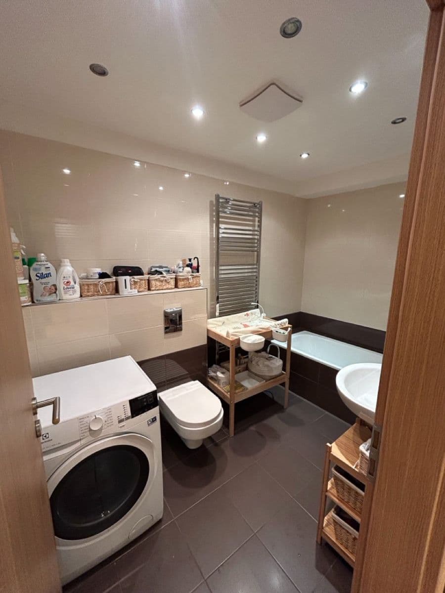 Predaj bytu 2-izbový 86 m², U Sladovny, Praha, Praha Predaj bytu 2-izbový 86 m², U Sladovny, Praha, Praha