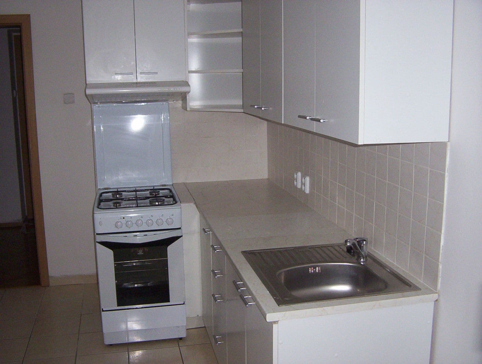 Prenájom bytu 1-izbový 40 m², Sibiřská, Brno, Jihomoravský kraj Prenájom bytu 1-izbový 40 m², Sibiřská, Brno, Jihomoravský kraj
