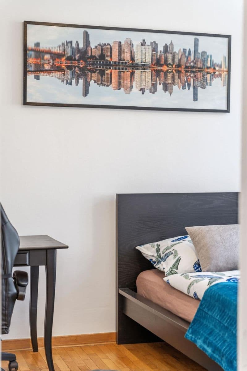 Prenájom bytu 151 m², Tyršova, Praha, Praha Prenájom bytu 151 m², Tyršova, Praha, Praha