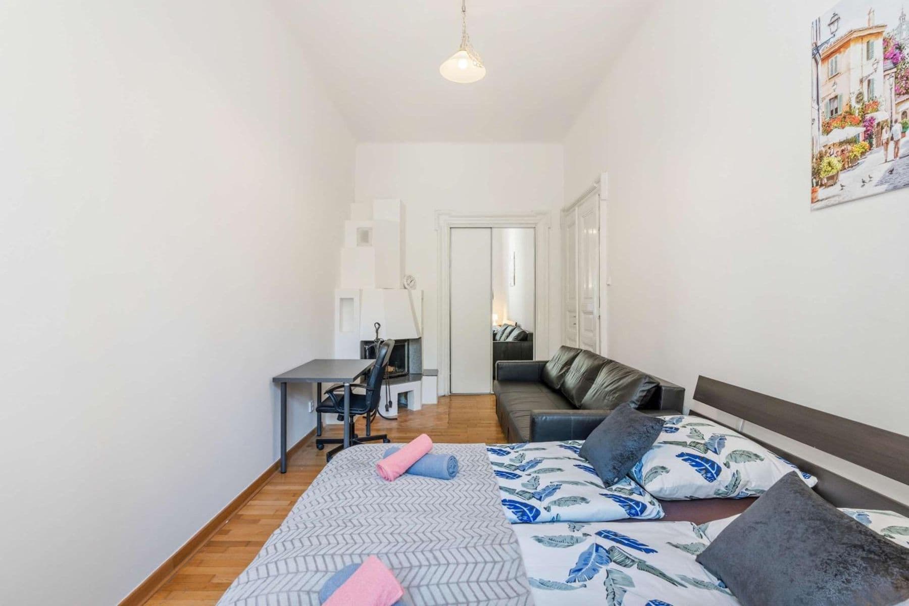 Prenájom bytu 151 m², Tyršova, Praha, Praha Prenájom bytu 151 m², Tyršova, Praha, Praha