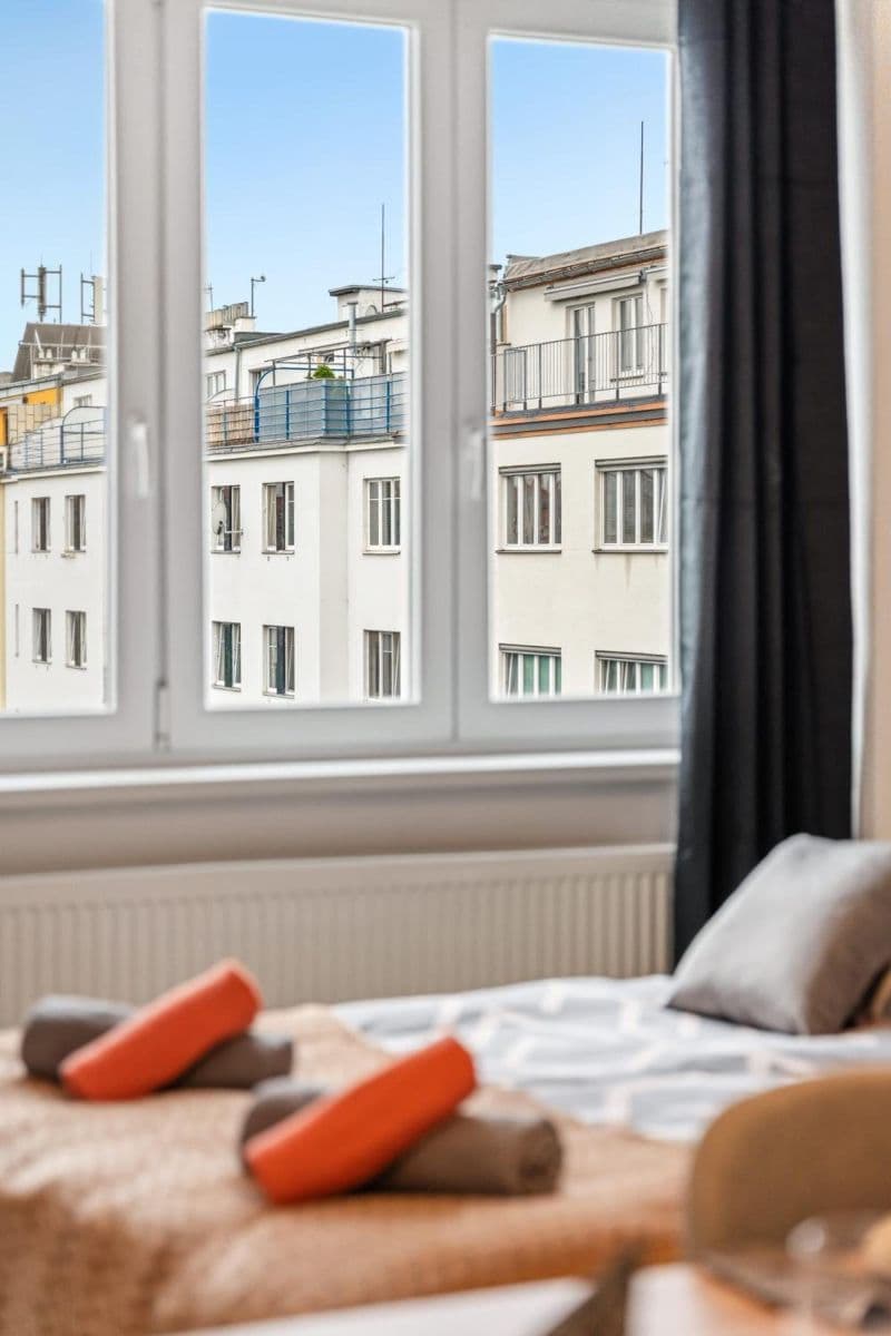 Prenájom bytu 102 m², Ortenovo náměstí, Praha, Praha Prenájom bytu 102 m², Ortenovo náměstí, Praha, Praha