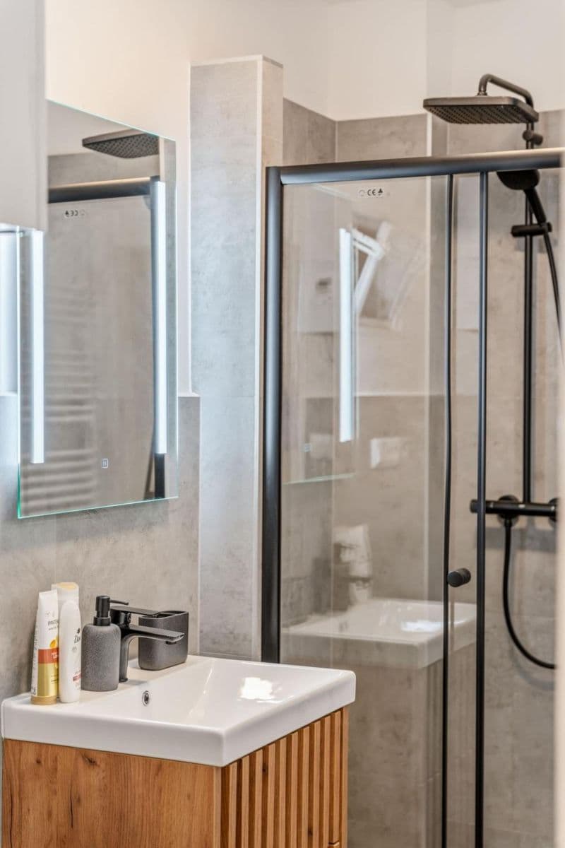 Prenájom bytu 102 m², Ortenovo náměstí, Praha, Praha Prenájom bytu 102 m², Ortenovo náměstí, Praha, Praha