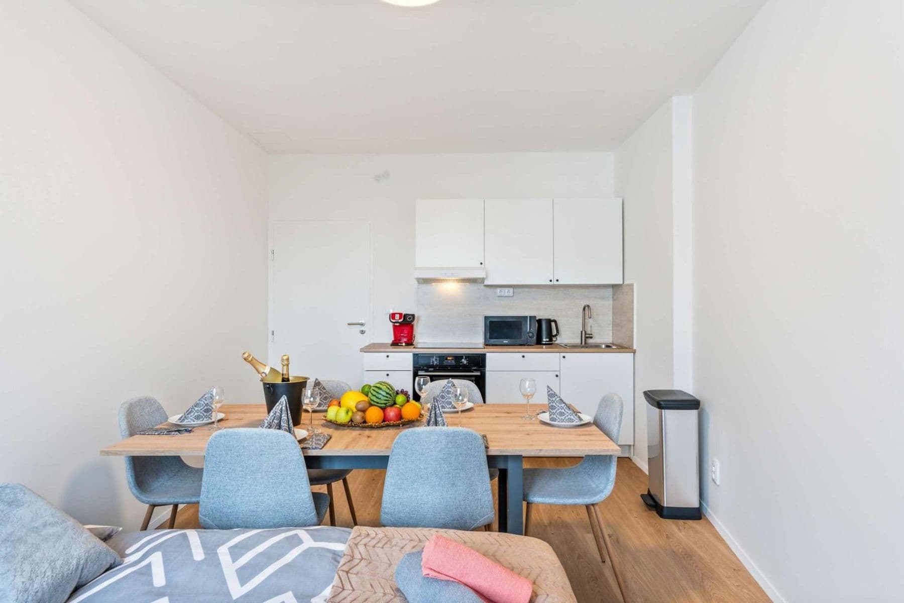 Prenájom bytu 102 m², Ortenovo náměstí, Praha, Praha Prenájom bytu 102 m², Ortenovo náměstí, Praha, Praha