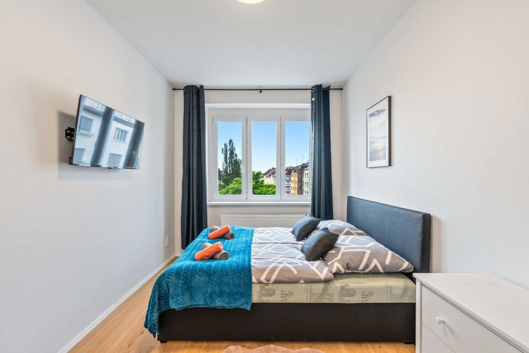 Prenájom bytu 102 m², Ortenovo náměstí, Praha, Praha Prenájom bytu 102 m², Ortenovo náměstí, Praha, Praha