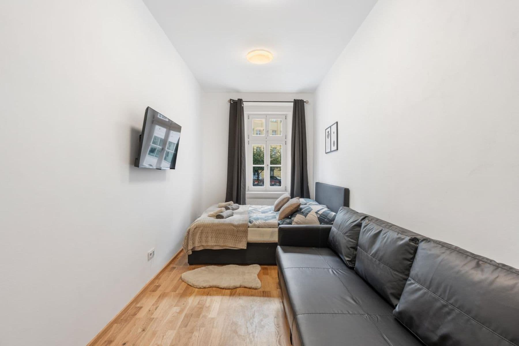 Prenájom bytu 112 m², Bělehradská, Praha, Praha Prenájom bytu 112 m², Bělehradská, Praha, Praha