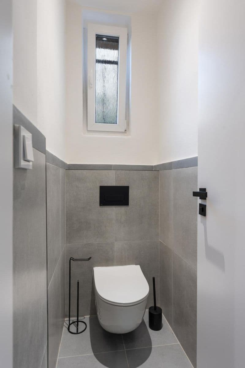 Prenájom bytu 112 m², Bělehradská, Praha, Praha Prenájom bytu 112 m², Bělehradská, Praha, Praha