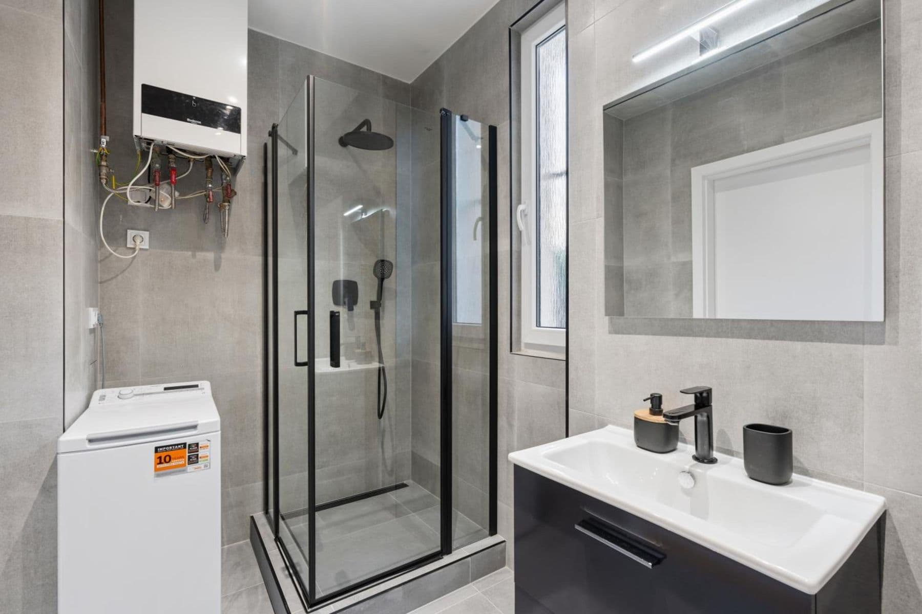 Prenájom bytu 112 m², Bělehradská, Praha, Praha Prenájom bytu 112 m², Bělehradská, Praha, Praha