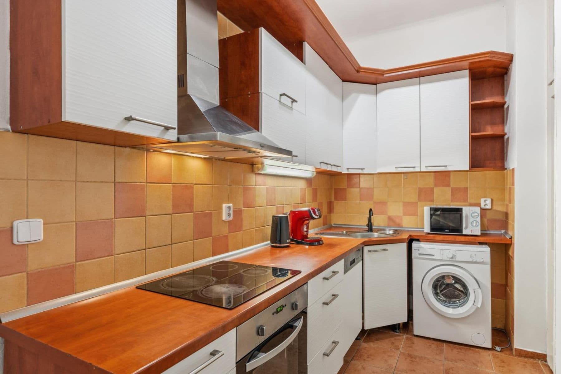 Prenájom bytu 142 m², Krakovská, Praha, Praha Prenájom bytu 142 m², Krakovská, Praha, Praha