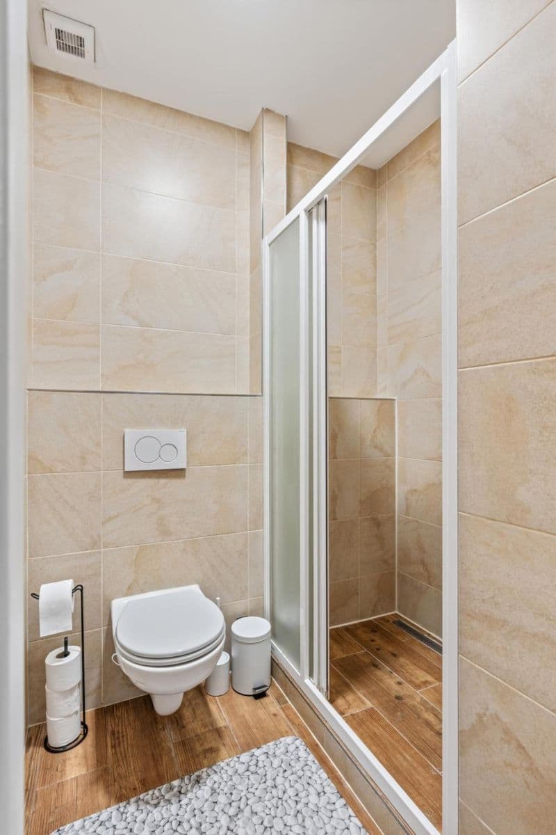 Prenájom bytu 142 m², Krakovská, Praha, Praha Prenájom bytu 142 m², Krakovská, Praha, Praha