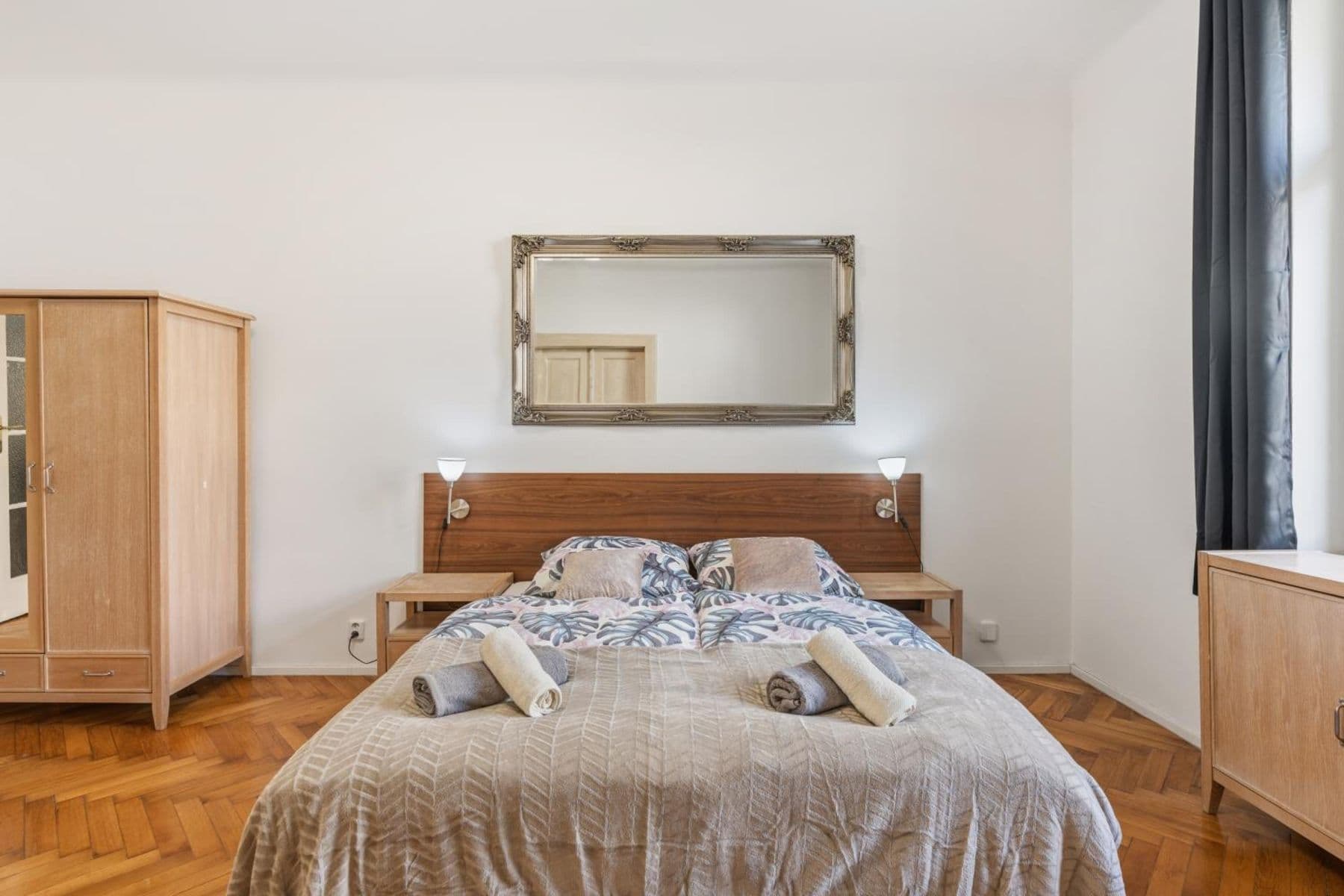 Prenájom bytu 142 m², Krakovská, Praha, Praha Prenájom bytu 142 m², Krakovská, Praha, Praha